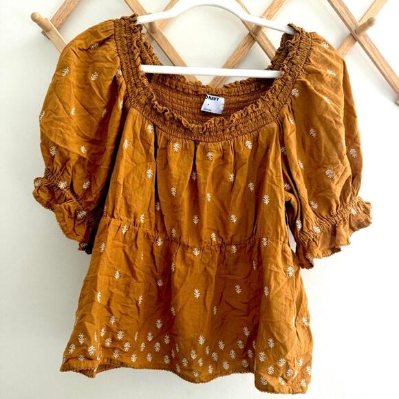 Old Navy Tops - Old navy boho embroidered peasant top medium